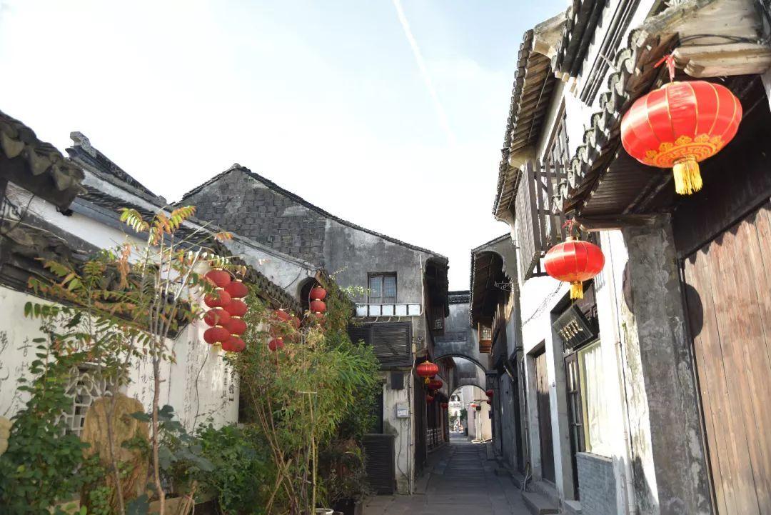 博主:老将阎相闯有望加盟中甲新军大连智行,双方正在谈判